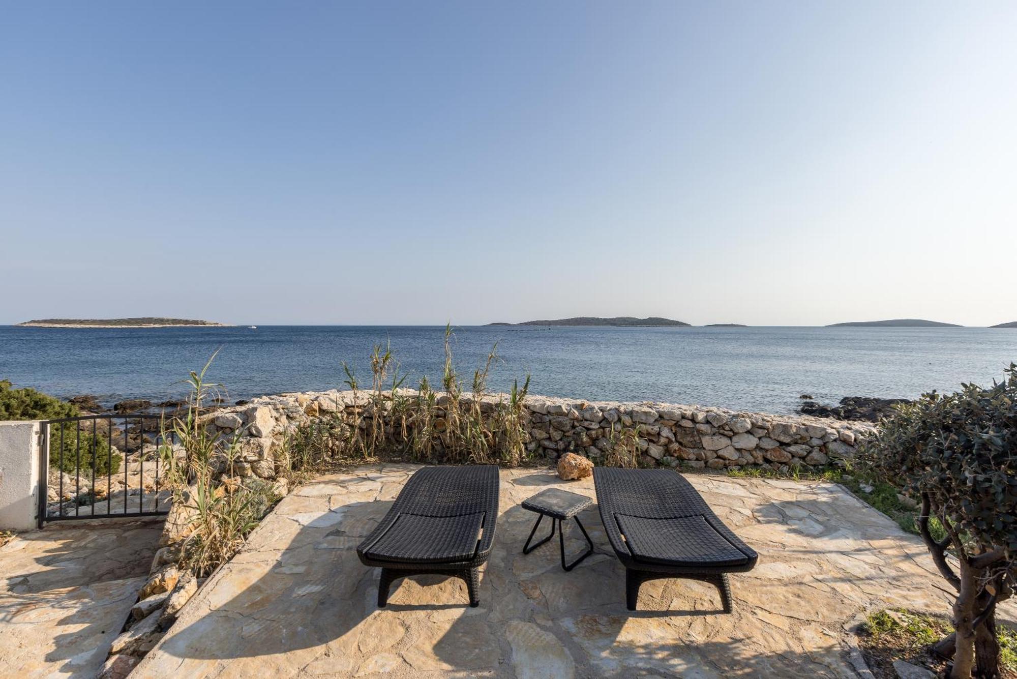 Apartments By The Sea Milna, Vis - 8946 Rukavac  Esterno foto